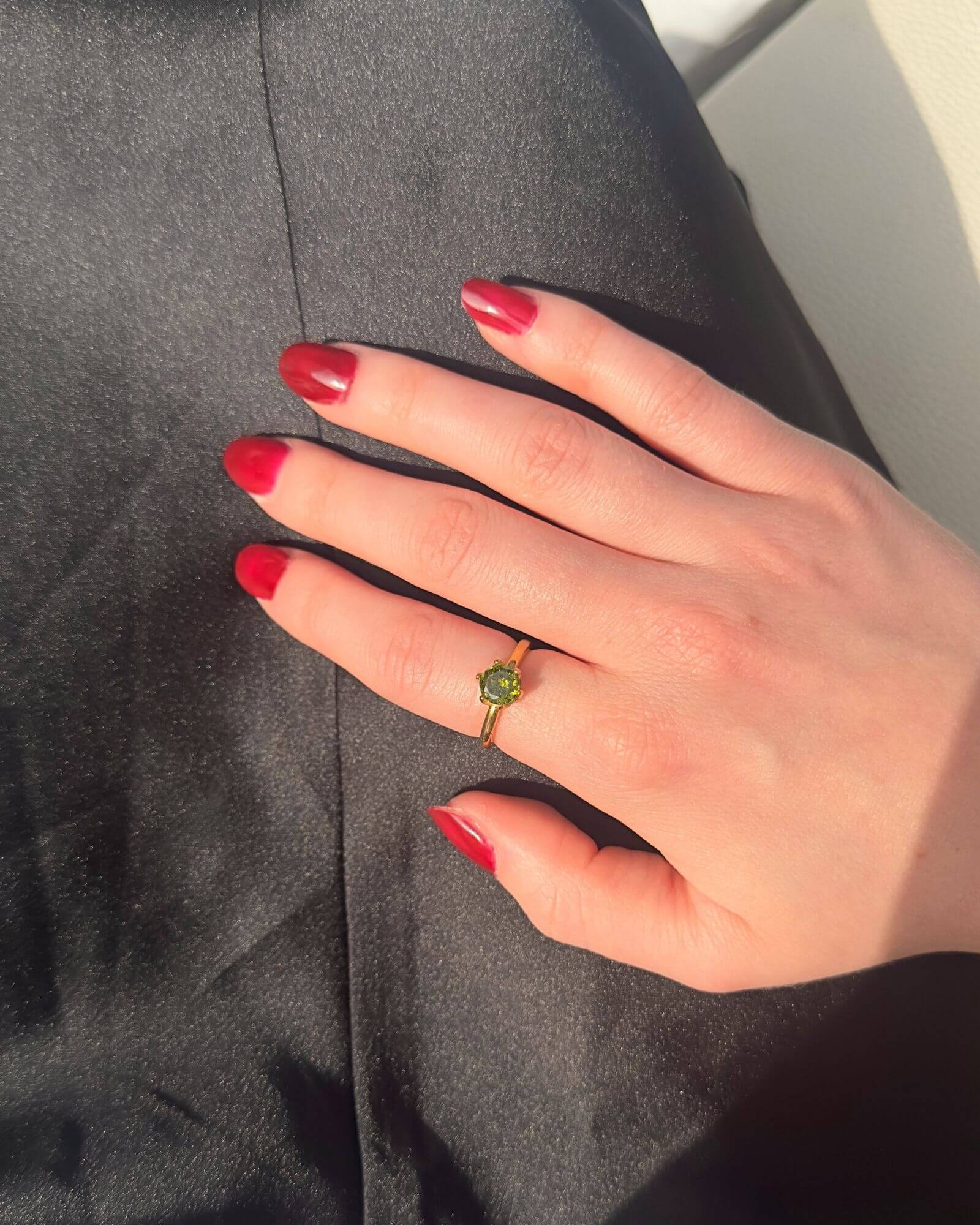 ANNA RING