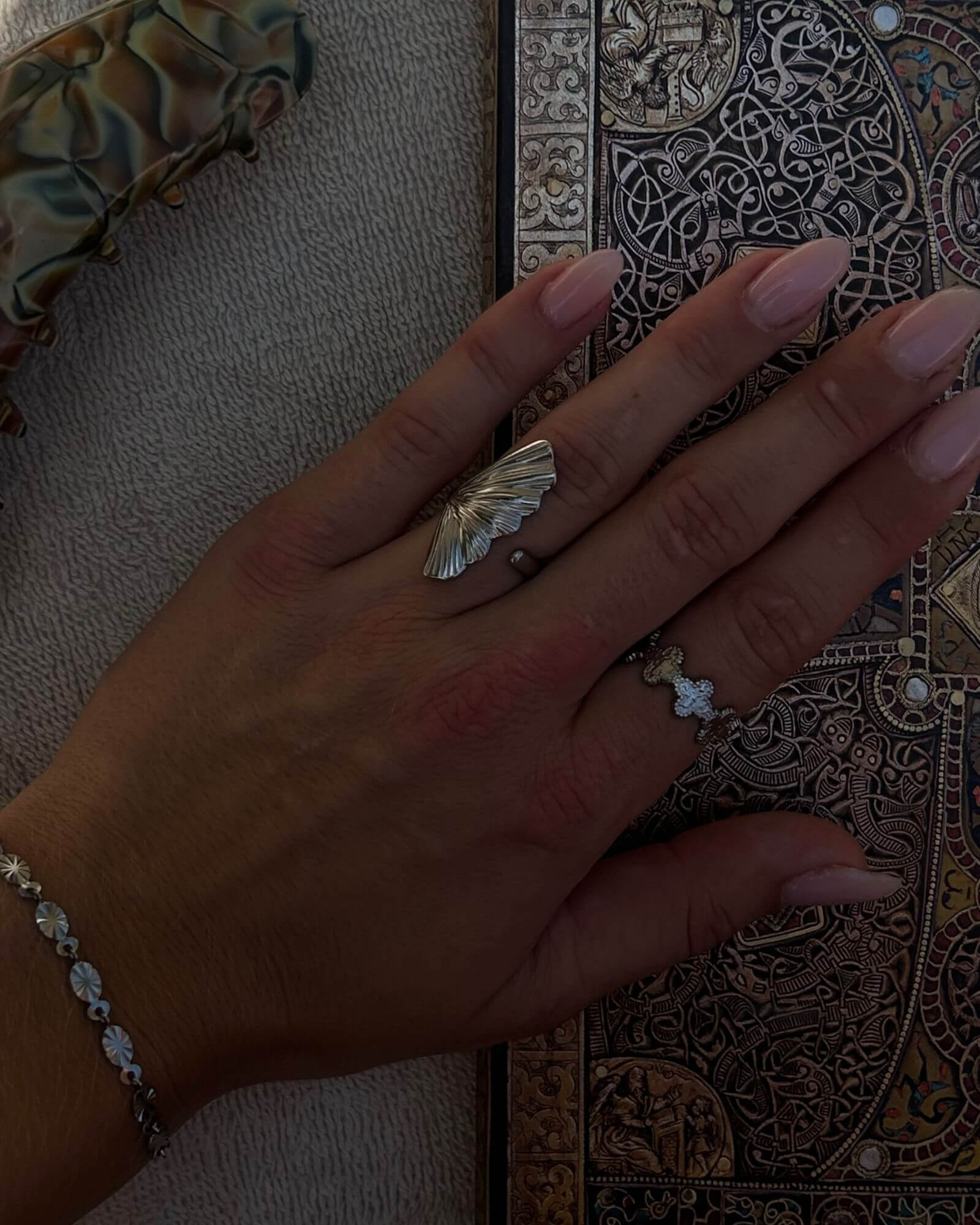 NAOMI RING